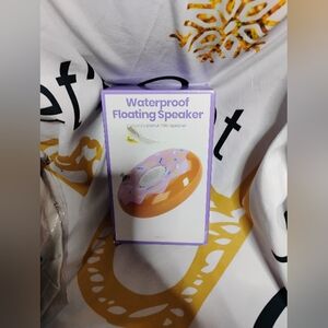 New Waterproof Floating Donut Speaker